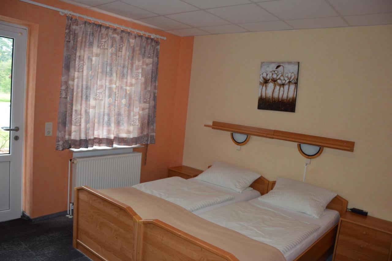 Hotel-Garni "Hof Von Hannover" Витмунд Екстериор снимка
