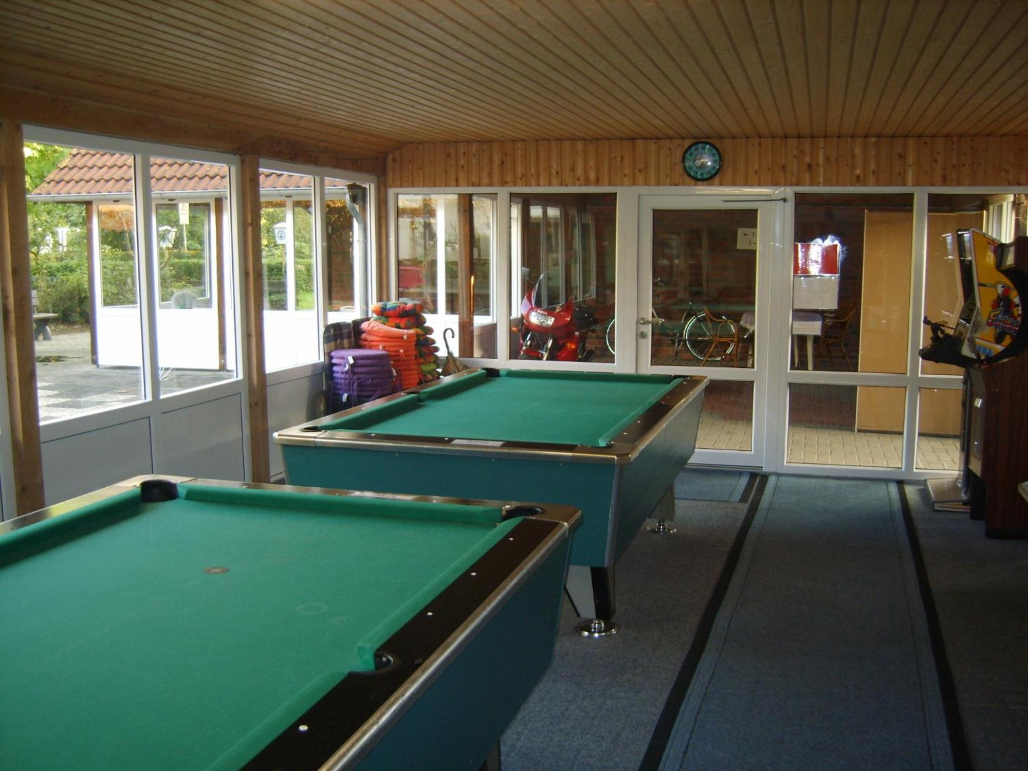 Hotel-Garni "Hof Von Hannover" Витмунд Екстериор снимка