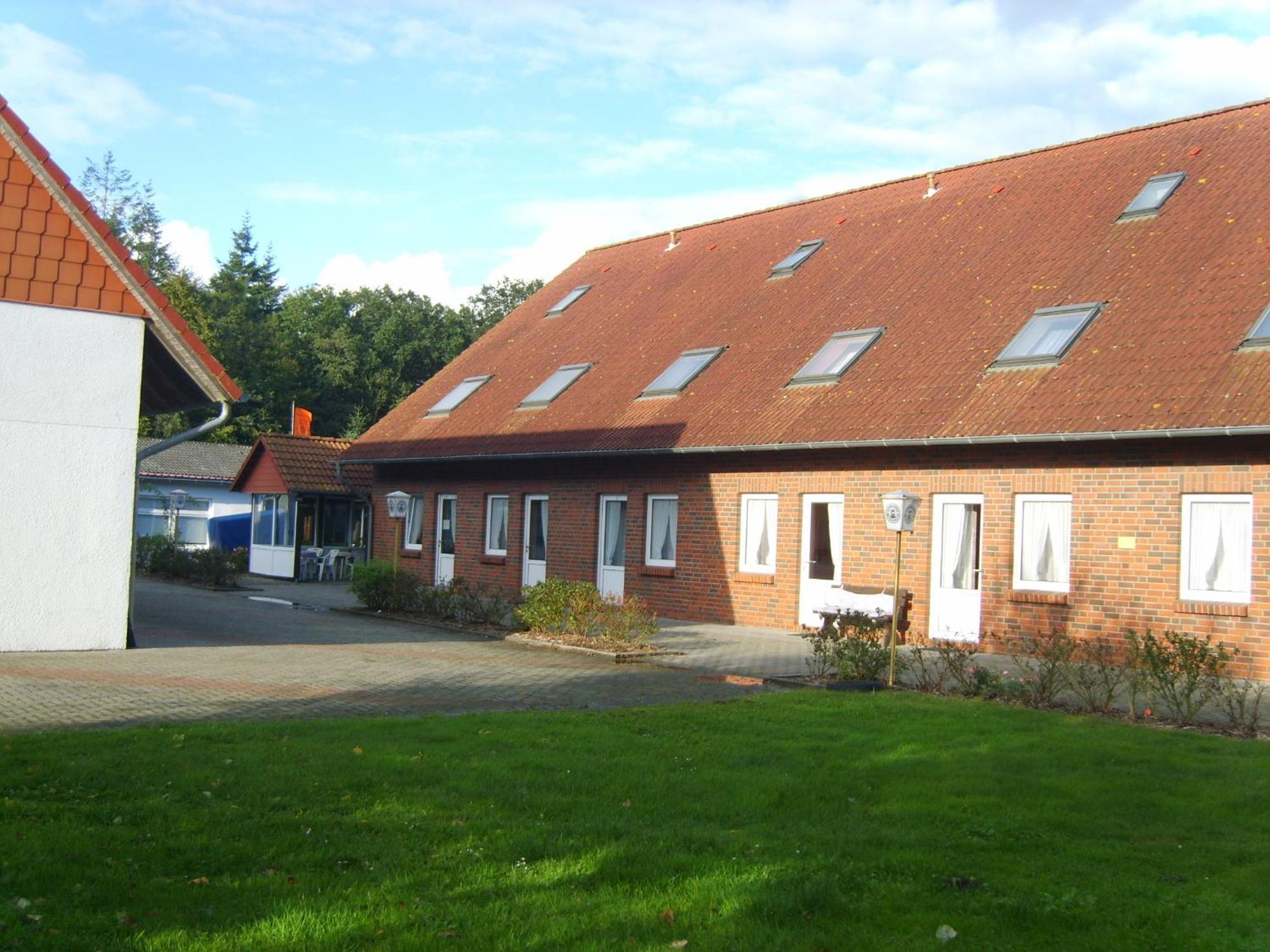 Hotel-Garni "Hof Von Hannover" Витмунд Екстериор снимка