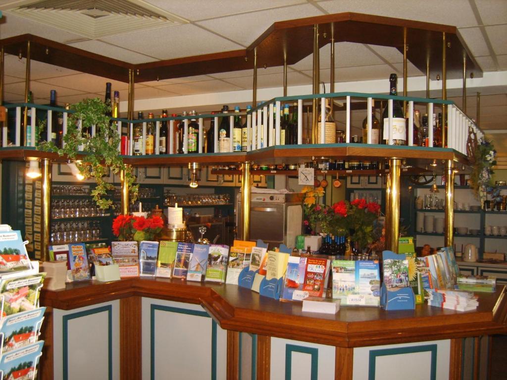 Hotel-Garni "Hof Von Hannover" Витмунд Екстериор снимка